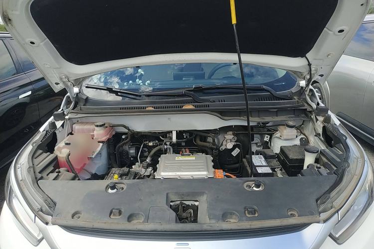 Used BYD Yuan Pro 2021 "Love for a Lifetime" Edition Engine Bay