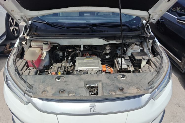 Used BYD Yuan Pro 2021 401 km Deluxe Version Engine Bay