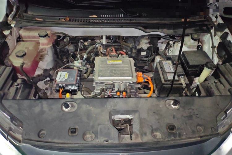 Used BYD Yuan Pro 2021 401 km Luxury Version Engine Bay