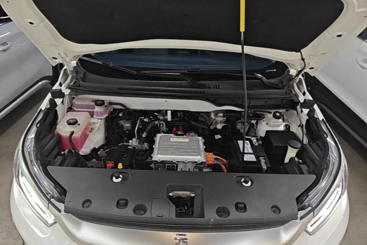 Used BYD Yuan Pro 2021 401 km Deluxe Version Engine Bay