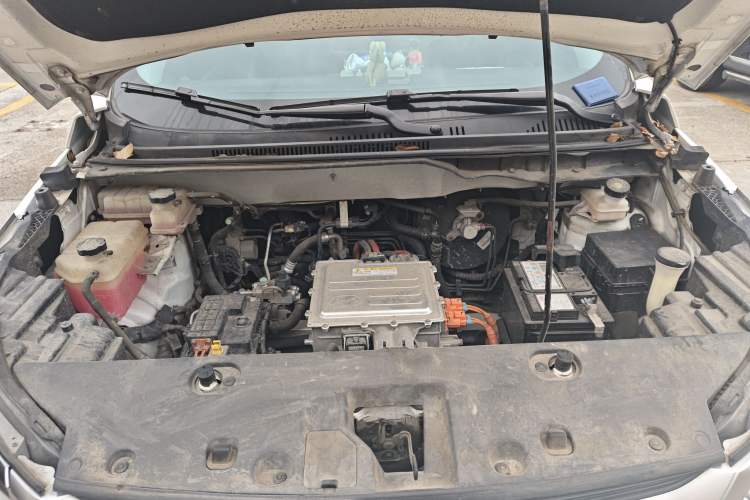 Used BYD Yuan Pro 2021 401 km Luxury Version Engine Bay