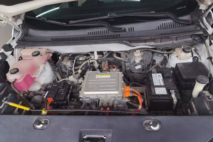 Used BYD Yuan Pro 2021 "Love for a Lifetime" Edition Engine Bay