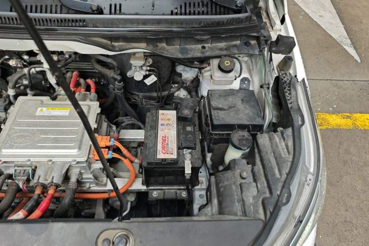 Used BYD Yuan Pro 2021 401 km Deluxe Version Engine Bay Left