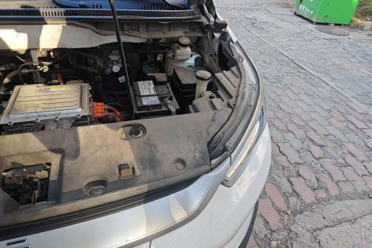 Used BYD Yuan Pro 2021 401 km Deluxe Version Engine Bay Left
