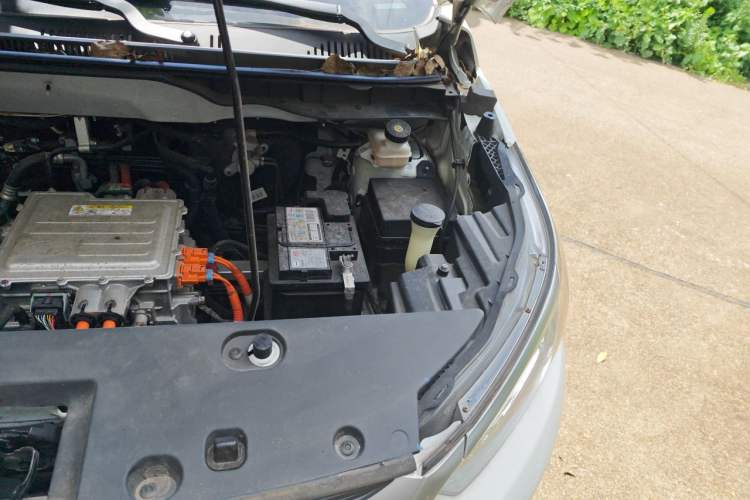 Used BYD Yuan Pro 2021 401 km Luxury Version Engine Bay Left