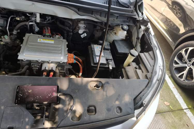 Used BYD Yuan Pro 2021 401 km Deluxe Version Engine Bay Left