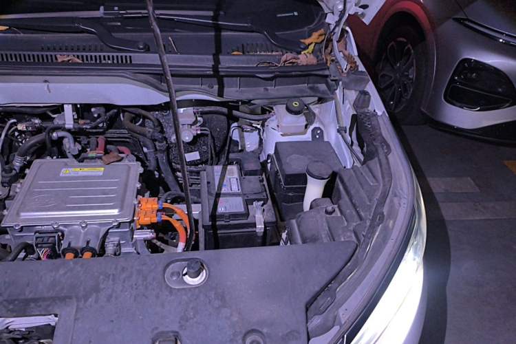 Used BYD Yuan Pro 2021 401 km Luxury Version Engine Bay Left