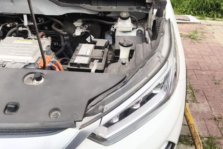Used BYD Yuan Pro 2021 401 km Luxury Version Engine Bay Left