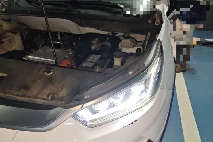 Used BYD Yuan Pro 2021 401 km Deluxe Version Engine Bay Left