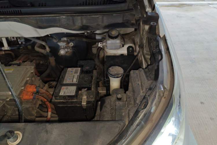 Used BYD Yuan Pro 2021 401 km Luxury Version Engine Bay Left