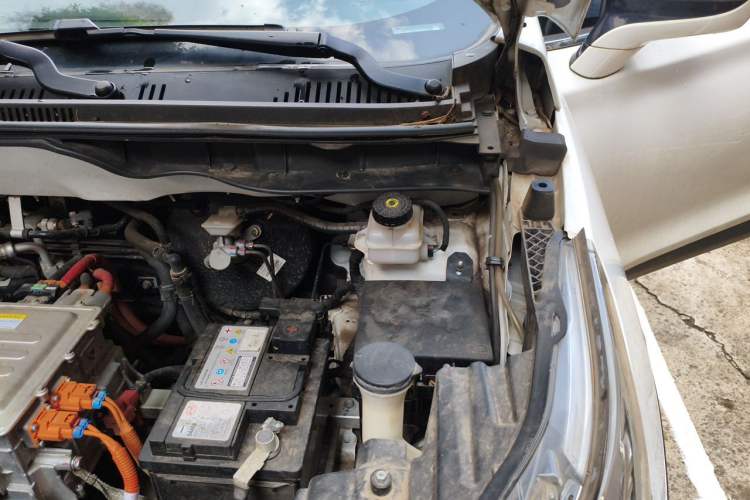 Used BYD Yuan Pro 2021 401 km Luxury Version Engine Bay Left