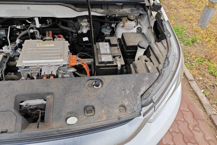 Used BYD Yuan Pro 2021 401 km Luxury Version Engine Bay Left