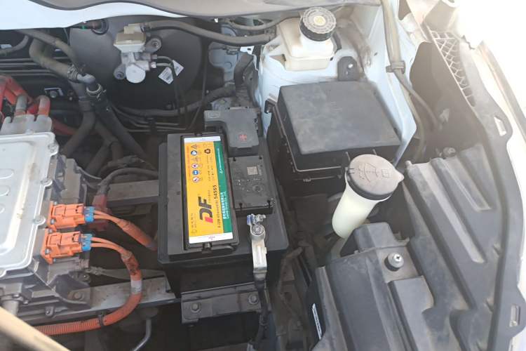 Used BYD Yuan Pro 2021 401 km Luxury Version Engine Bay Left
