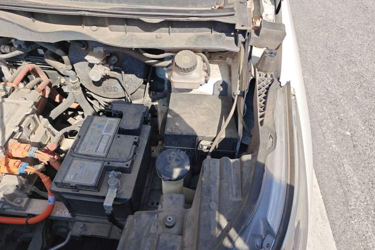 Used BYD Yuan Pro 2021 401 km Deluxe Version Engine Bay Left