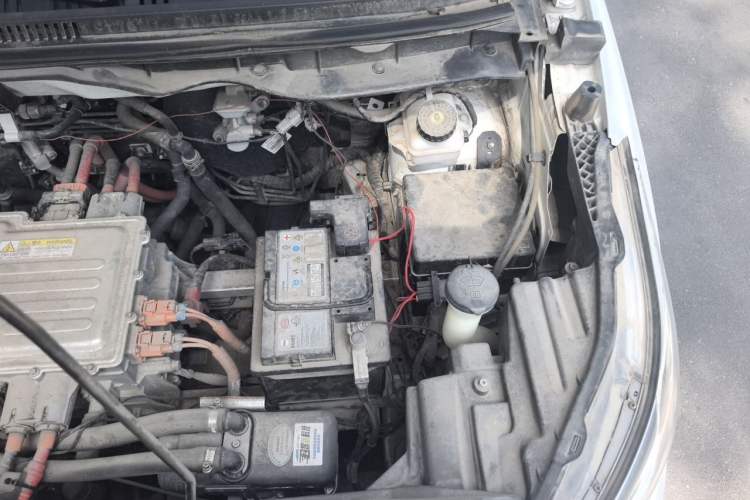 Used BYD Yuan Pro 2021 401 km Deluxe Version Engine Bay Left