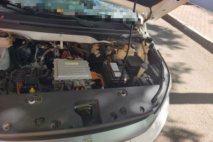 Used BYD Yuan Pro 2021 401 km Luxury Version Engine Bay Left