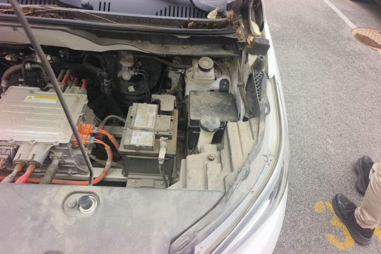 Used BYD Yuan Pro 2021 401 km Deluxe Version Engine Bay Left