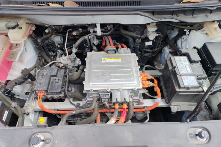 Used BYD Yuan Pro 2021 401 km Luxury Version Engine Bay
