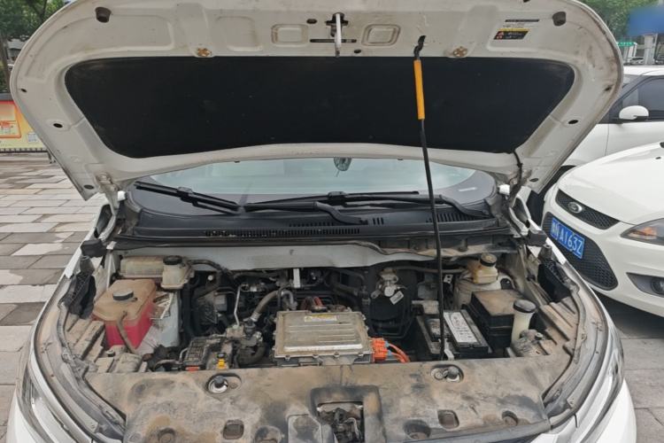 Used BYD Yuan Pro 2021 "Love for a Lifetime" Edition Engine Bay