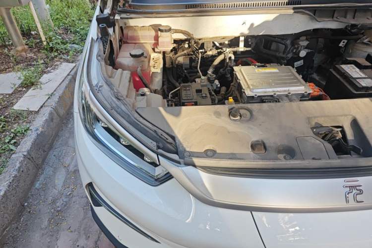 Used BYD Yuan Pro 2021 401 km Deluxe Version Engine Bay Right