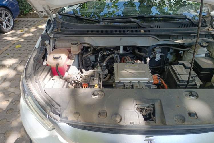 Used BYD Yuan Pro 2021 401 km Luxury Version Engine Bay Right