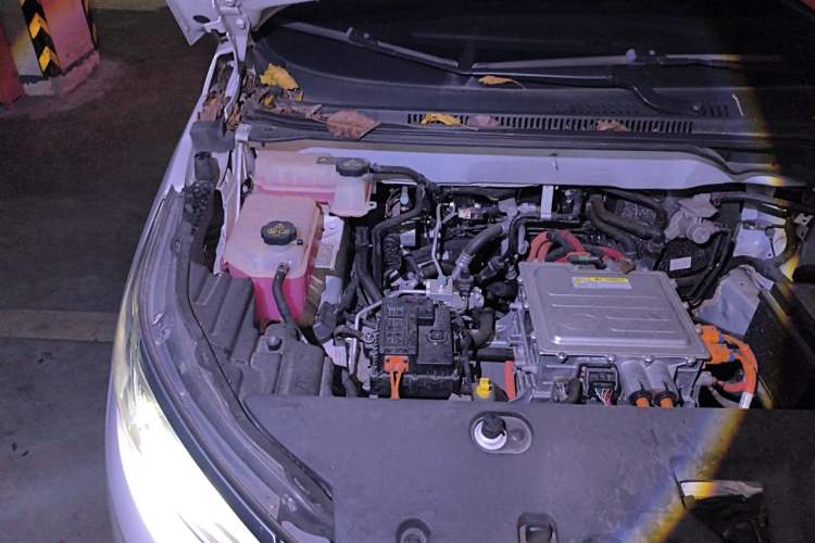 Used BYD Yuan Pro 2021 401 km Luxury Version Engine Bay Right