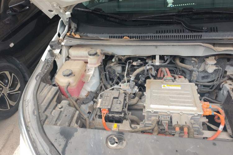 Used BYD Yuan Pro 2021 "Love for a Lifetime" Edition Engine Bay Right