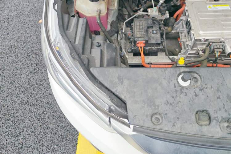 Used BYD Yuan Pro 2021 401 km Deluxe Version Engine Bay Right