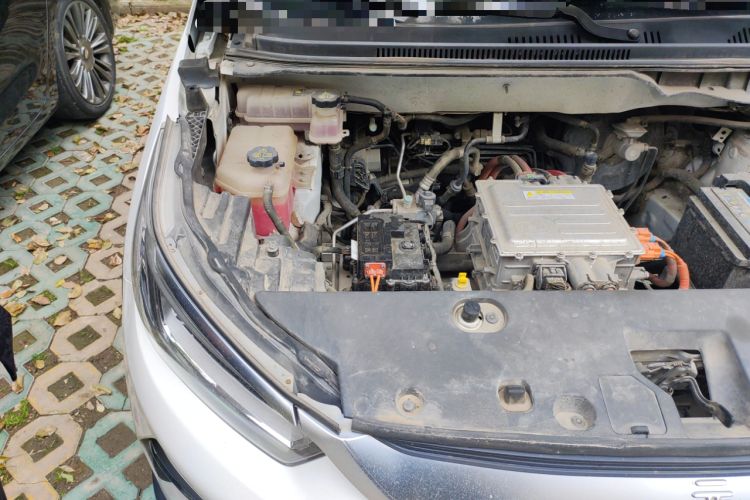 Used BYD Yuan Pro 2021 401 km Luxury Version Engine Bay Right