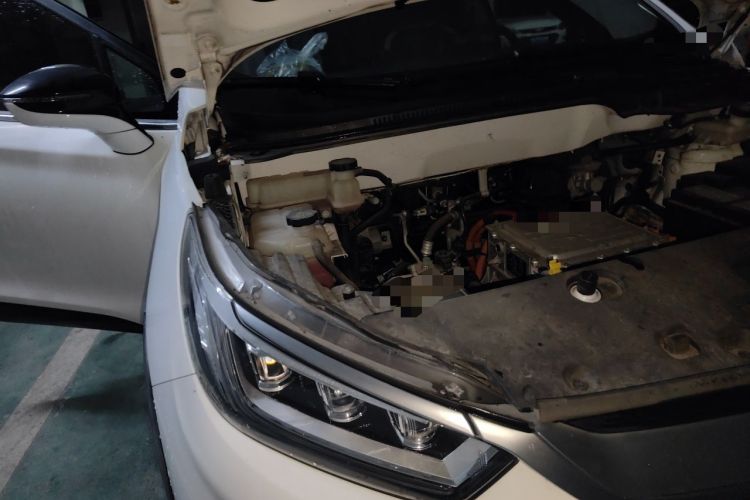 Used BYD Yuan Pro 2021 "Love for a Lifetime" Edition Engine Bay Right
