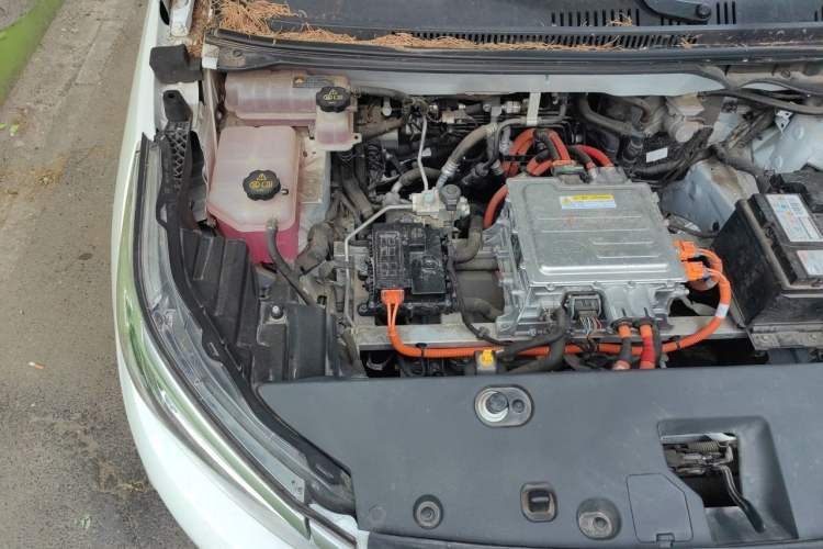 Used BYD Yuan Pro 2021 401 km Luxury Version Engine Bay Right