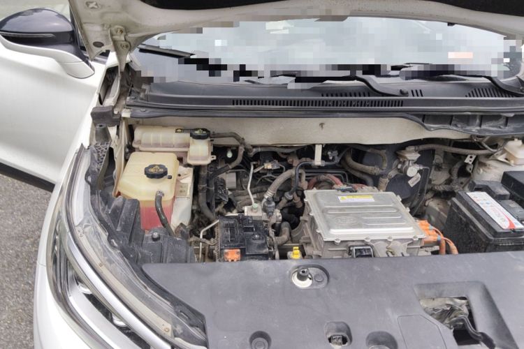 Used BYD Yuan Pro 2021 401 km Luxury Version Engine Bay Right