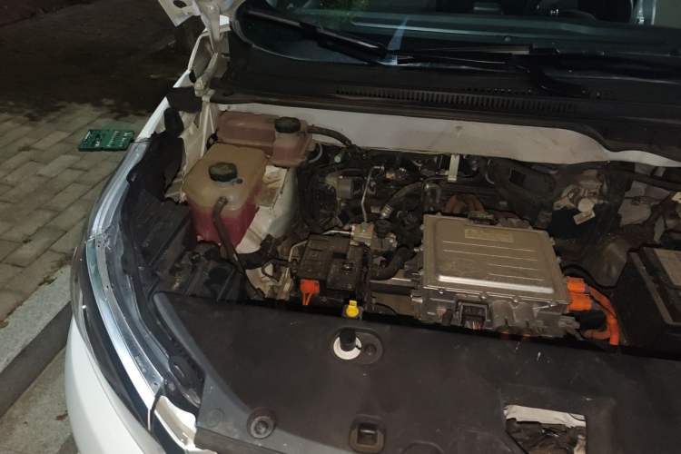 Used BYD Yuan Pro 2021 401 km Luxury Version Engine Bay Right