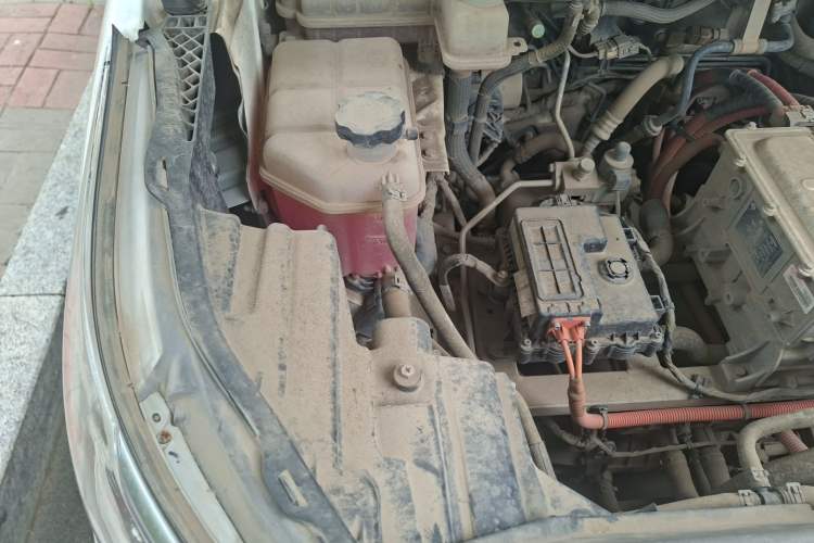 Used BYD Yuan Pro 2021 401 km Deluxe Version Engine Bay Right