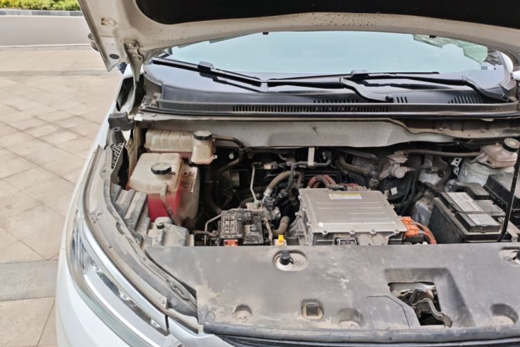 Used BYD Yuan Pro 2021 401 km Luxury Version Engine Bay Right
