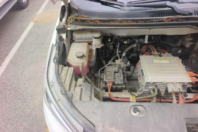 Used BYD Yuan Pro 2021 401 km Deluxe Version Engine Bay Right