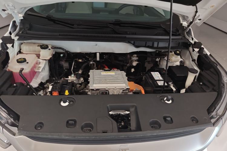 Used BYD Yuan Pro 2021 "Love for a Lifetime" Edition Engine Bay