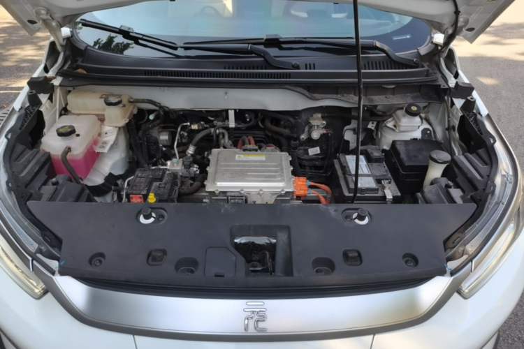 Used BYD Yuan Pro 2021 401 km Luxury Version Engine Bay