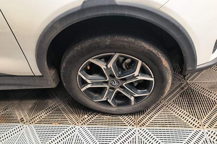 Used BYD Yuan Pro 2021 401 km Deluxe Version Exterior 1