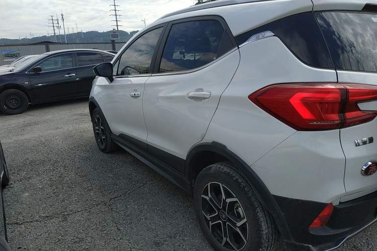 Used BYD Yuan Pro 2021 "Love for a Lifetime" Edition Exterior 3