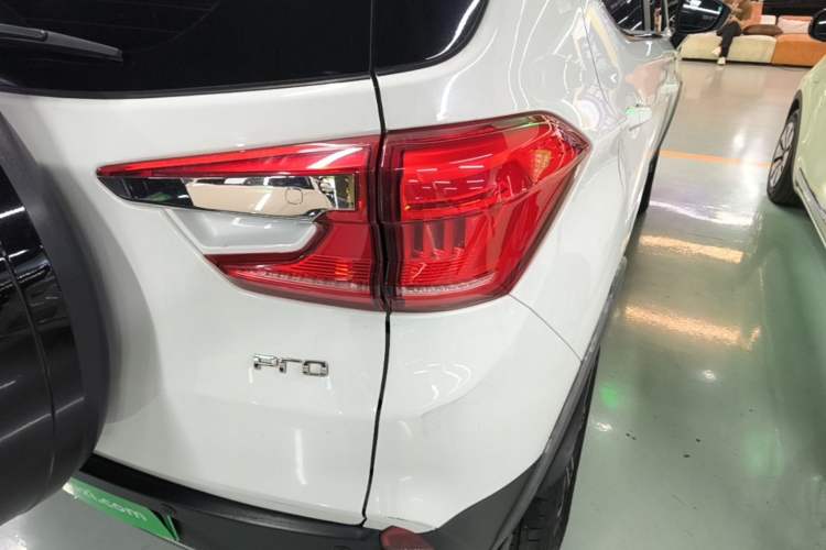 Used BYD Yuan Pro 2021 401 km Deluxe Version Exterior 3