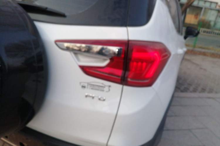 Used BYD Yuan Pro 2021 401 km Luxury Version Exterior 3