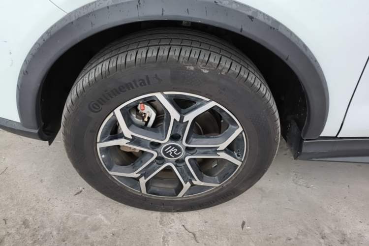Used BYD Yuan Pro 2021 401 km Deluxe Version Exterior 4