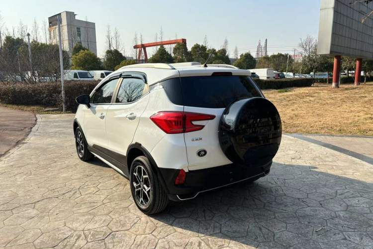 Used BYD Yuan Pro 2021 401 km Deluxe Version Exterior 4