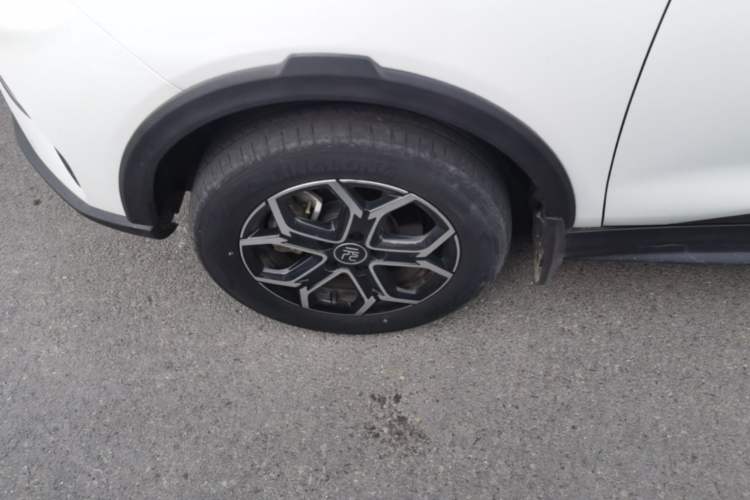 Used BYD Yuan Pro 2021 401 km Deluxe Version Exterior 4