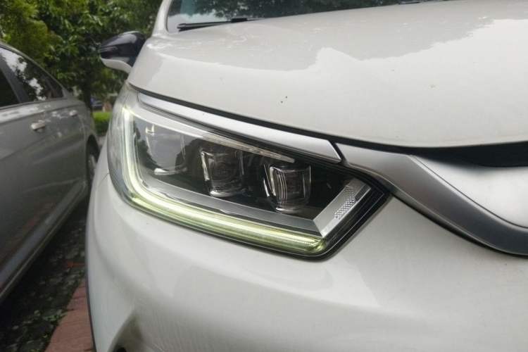 Used BYD Yuan Pro 2021 401 km Luxury Version Exterior 4
