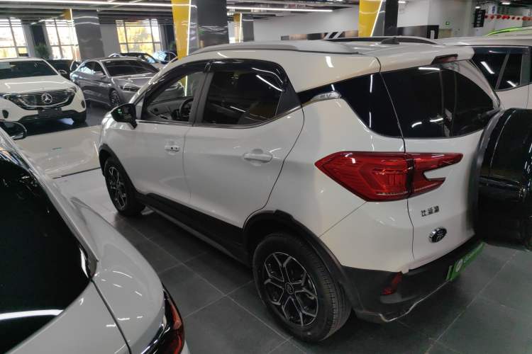 Used BYD Yuan Pro 2021 401 km Deluxe Version Exterior 5