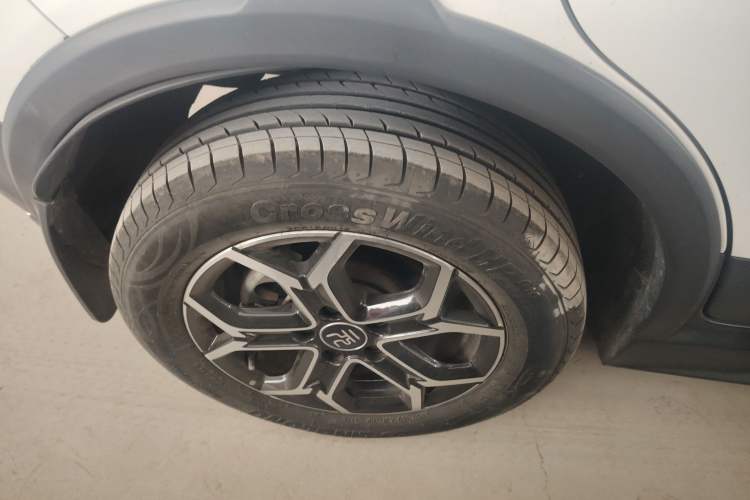 Used BYD Yuan Pro 2021 401 km Luxury Version Exterior 5