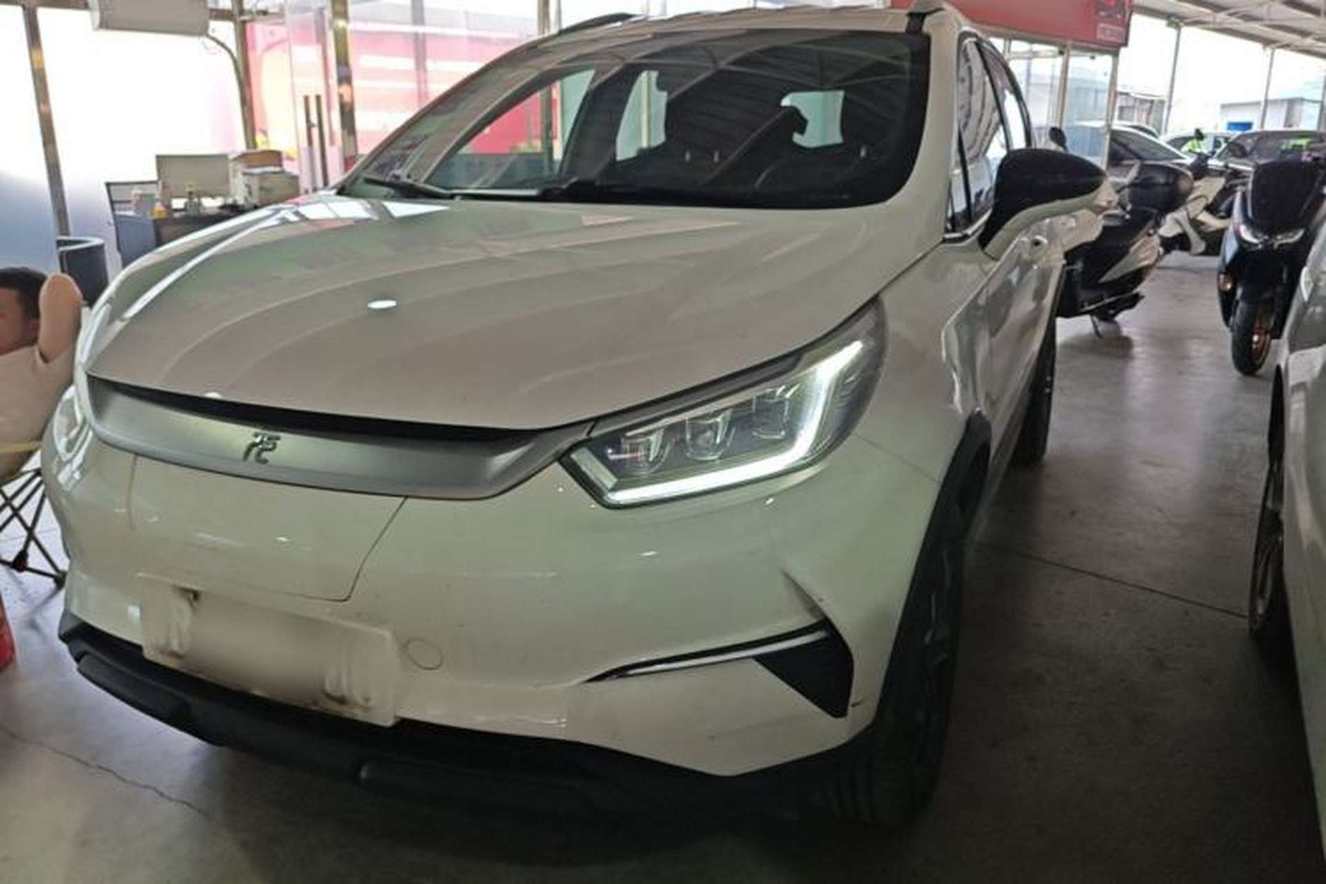 Used BYD Yuan Pro 2021 401 km Luxury Version Front Left 45 Deg