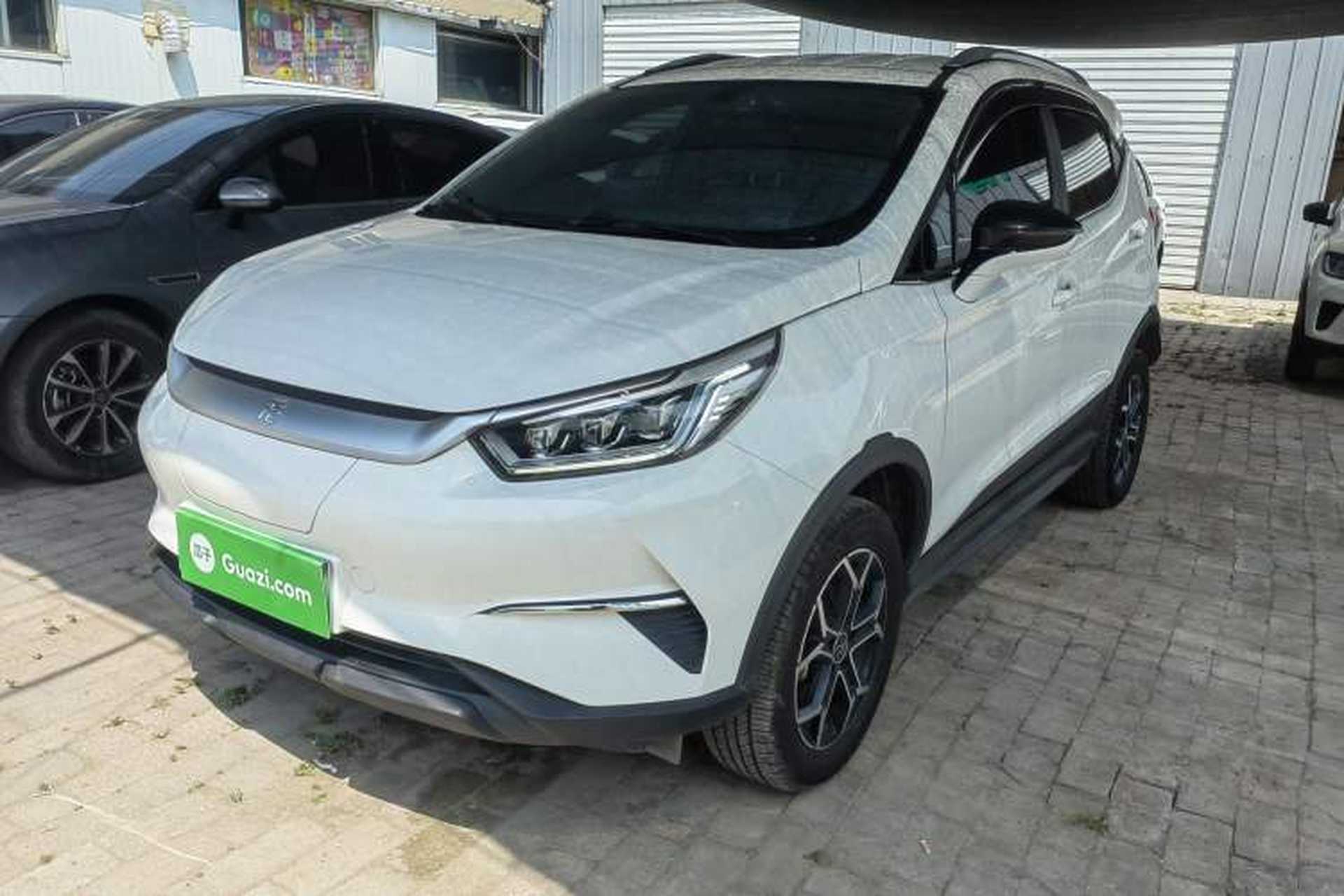 Used BYD Yuan Pro 2021 401 km Luxury Version Front Left 45 Deg